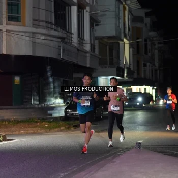 Runner Photo 7972825