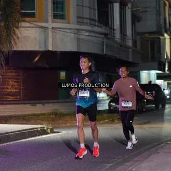Runner Photo 7972840