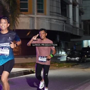 Runner Photo 7972851