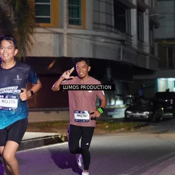 Runner Photo 7972853