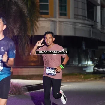Runner Photo 7972860