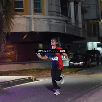 Runner Photo 7972872