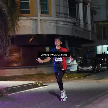 Runner Photo 7972873