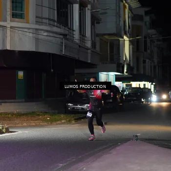 Runner Photo 7972900