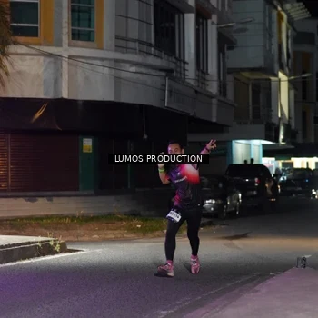 Runner Photo 7972916