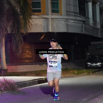 Runner Photo 7973063