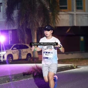 Runner Photo 7973085