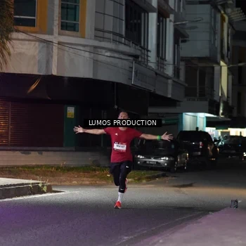 Runner Photo 7973097