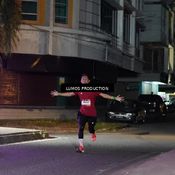 Runner Photo 7973114