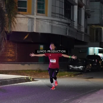 Runner Photo 7973116