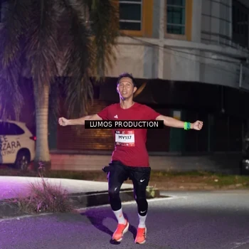 Runner Photo 7973134