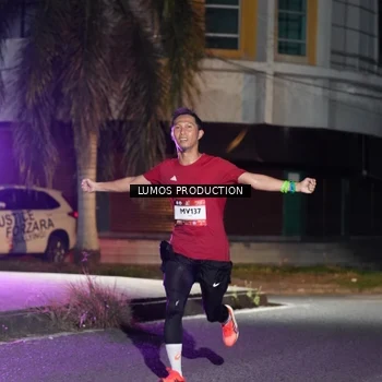 Runner Photo 7973137