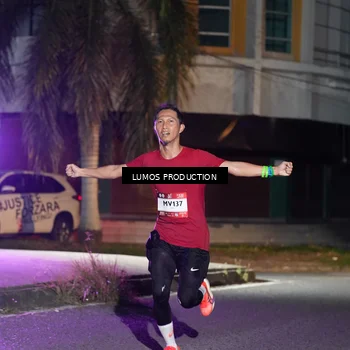 Runner Photo 7973141
