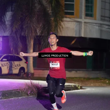 Runner Photo 7973144