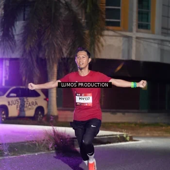 Runner Photo 7973146