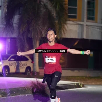 Runner Photo 7973149