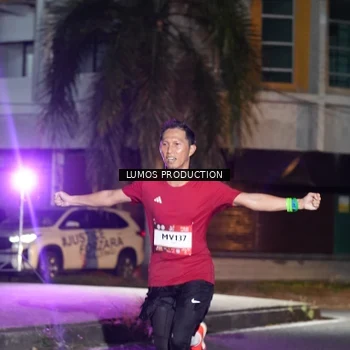Runner Photo 7973150