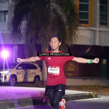 Runner Photo 7973151