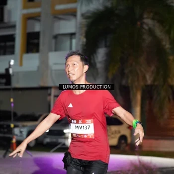 Runner Photo 7973161