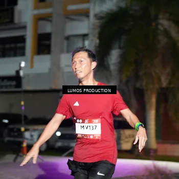 Runner Photo 7973164