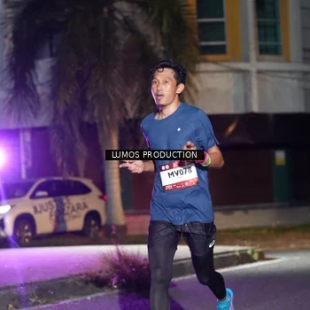 Runner Photo 7973216