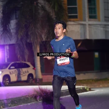 Runner Photo 7973228