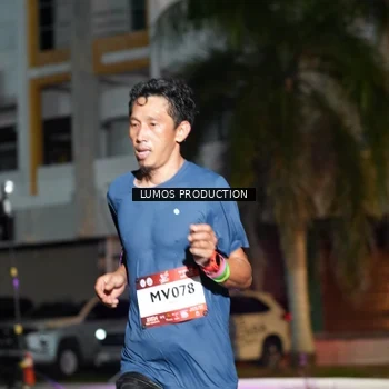 Runner Photo 7973232