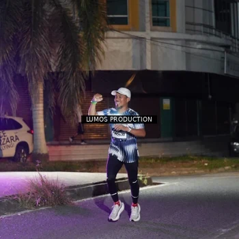 Runner Photo 7973287
