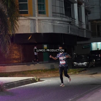 Runner Photo 7973302