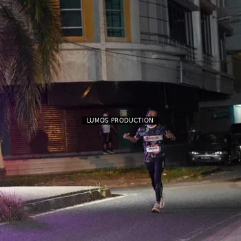 Runner Photo 7973308