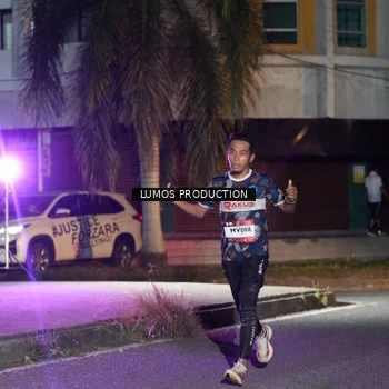 Runner Photo 7973337