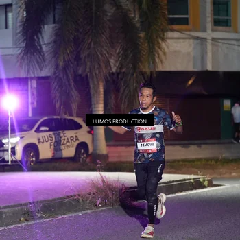 Runner Photo 7973338