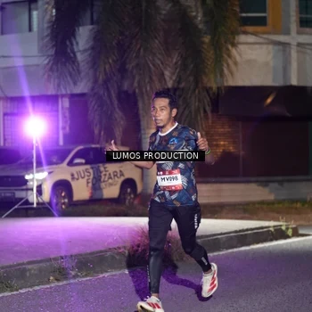 Runner Photo 7973346