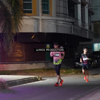 Runner Photo 7973357