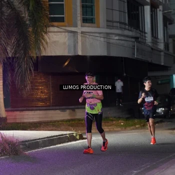Runner Photo 7973366
