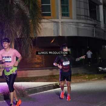 Runner Photo 7973392