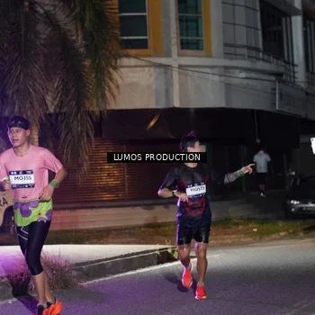Runner Photo 7973393