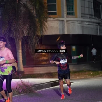 Runner Photo 7973399