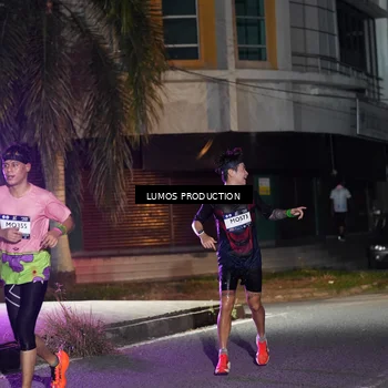 Runner Photo 7973400