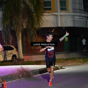 Runner Photo 7973409