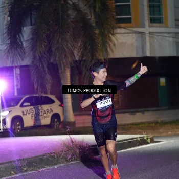 Runner Photo 7973414