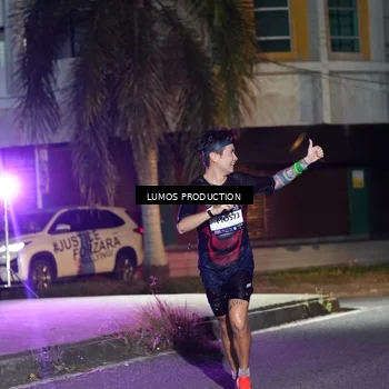 Runner Photo 7973415