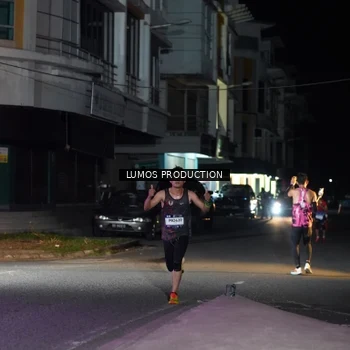Runner Photo 7973429