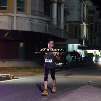 Runner Photo 7973445