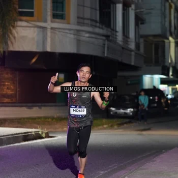 Runner Photo 7973457