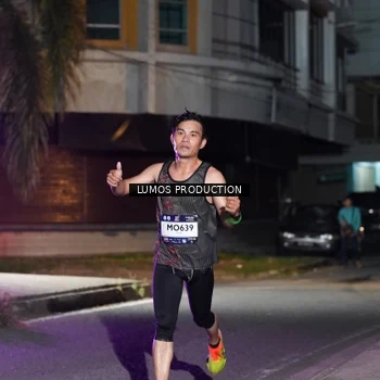 Runner Photo 7973464