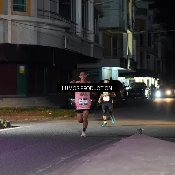 Runner Photo 7973523
