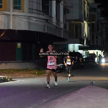 Runner Photo 7973526