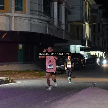 Runner Photo 7973531