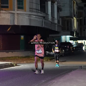 Runner Photo 7973546